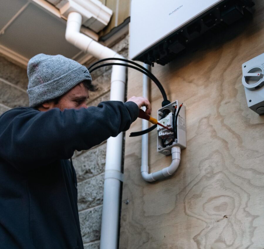 Alex-On-Inverter